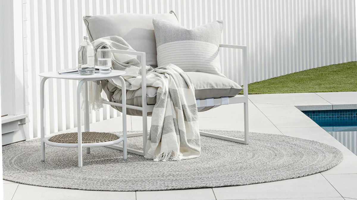 Mornington Outdoor Rug Dark Pebble In Situ