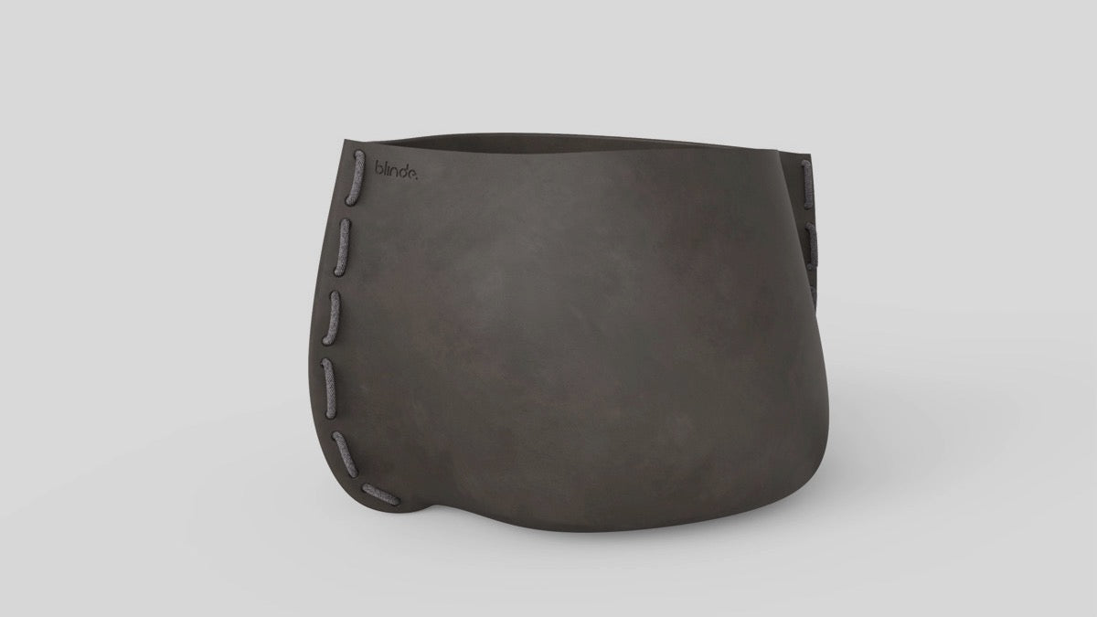 Stitch 100 Plant Pot Natural Grey