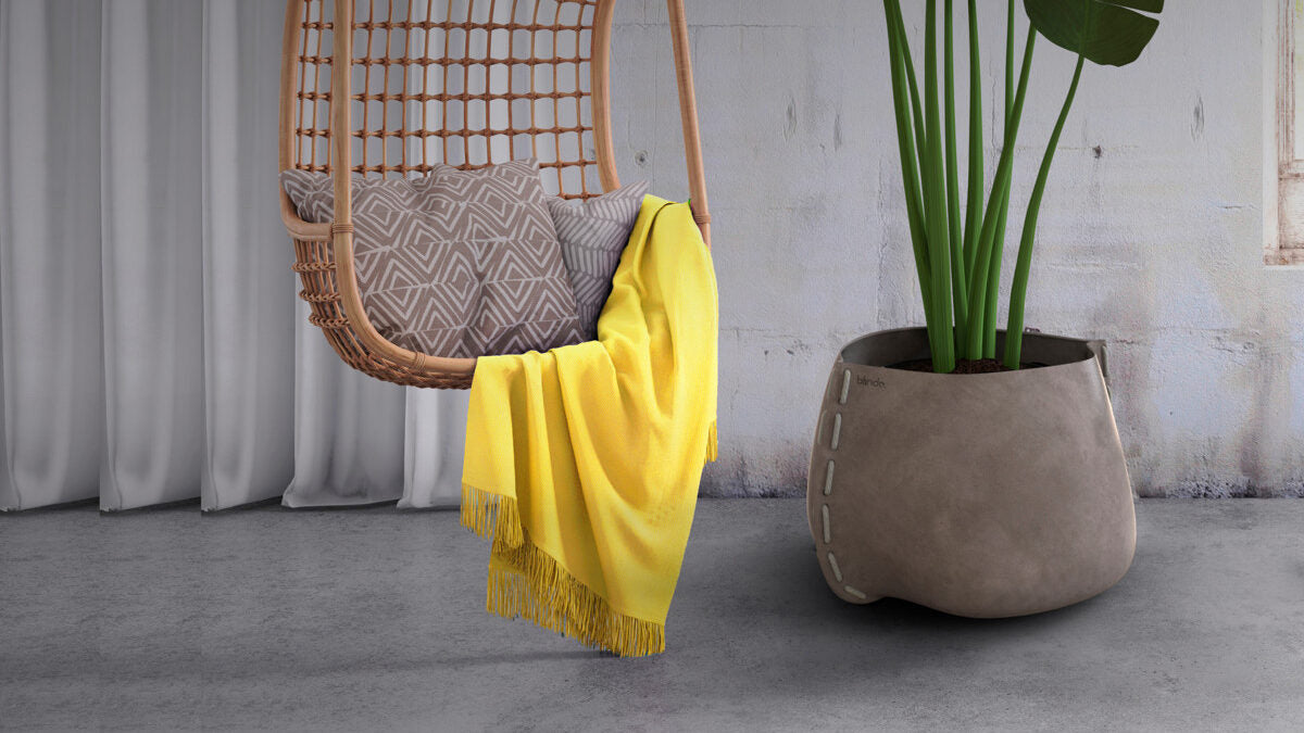 Outdoor Furniture NZ - Blinde Design Stitch 75 Plant Pot Natural Installed