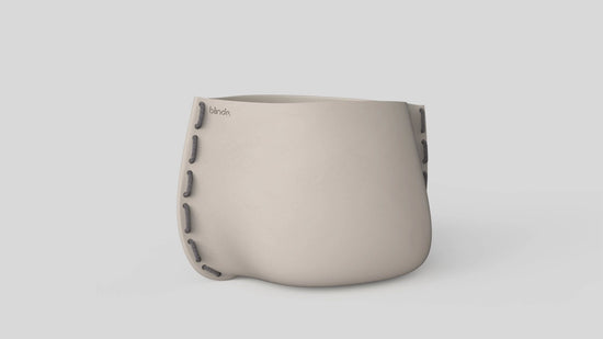Stitch 75 Plant Pot Bone Grey