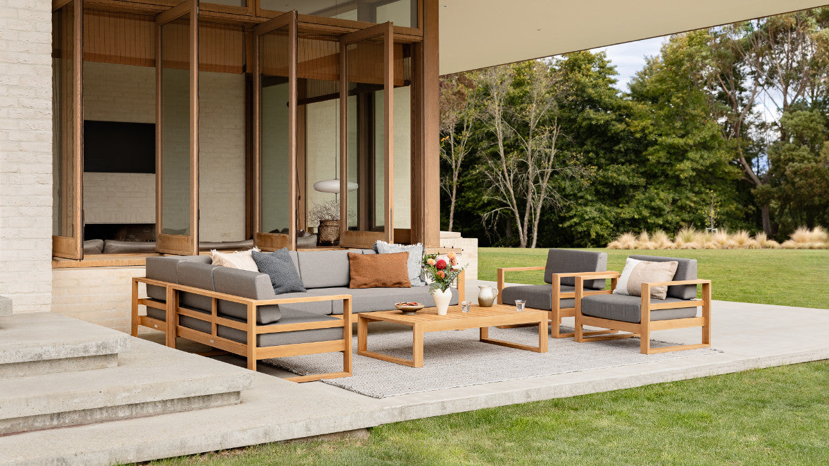 TASMAN TEAK DOUBLE RIGHT ARM SECTION