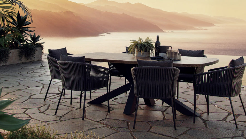 Dining Chairs / Benches