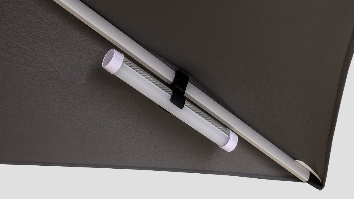Aspen-Malibu Umbrella Light Off