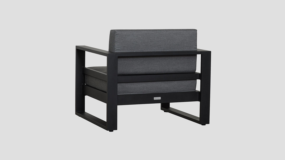 TASMAN ALU SINGLE SOFA