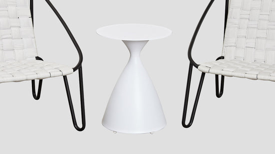 Hourglass Side Table White Chairs
