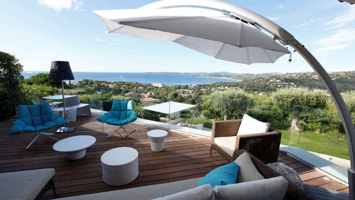 UMBROSA ICARUS CANTILEVER UMBRELLA