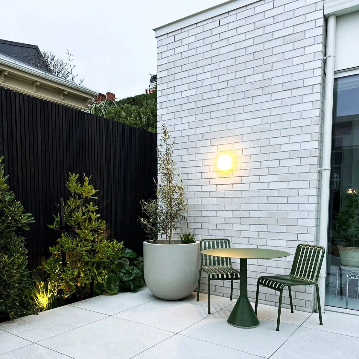 LISBON 750 PLANTER