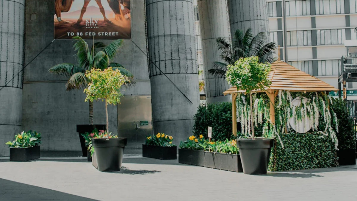 MADRID 900 PLANTER
