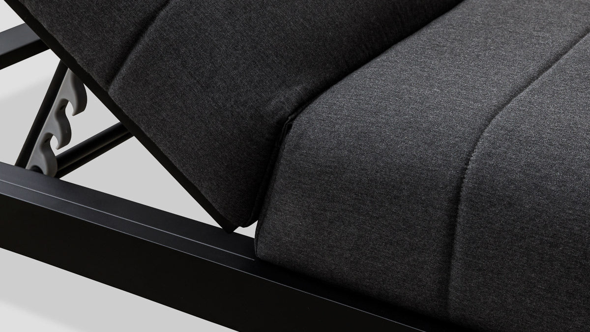 Piha Lounger Black Sooty Closeup
