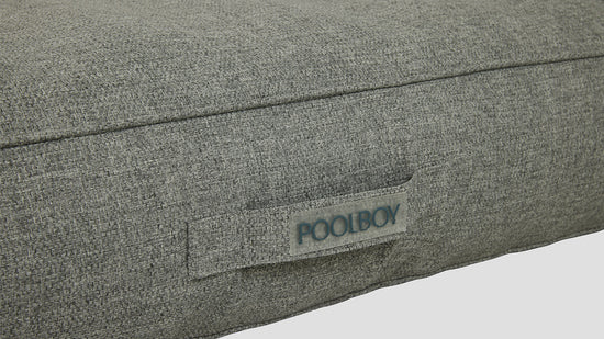 Poolboy Floata-Long Mist Closeup