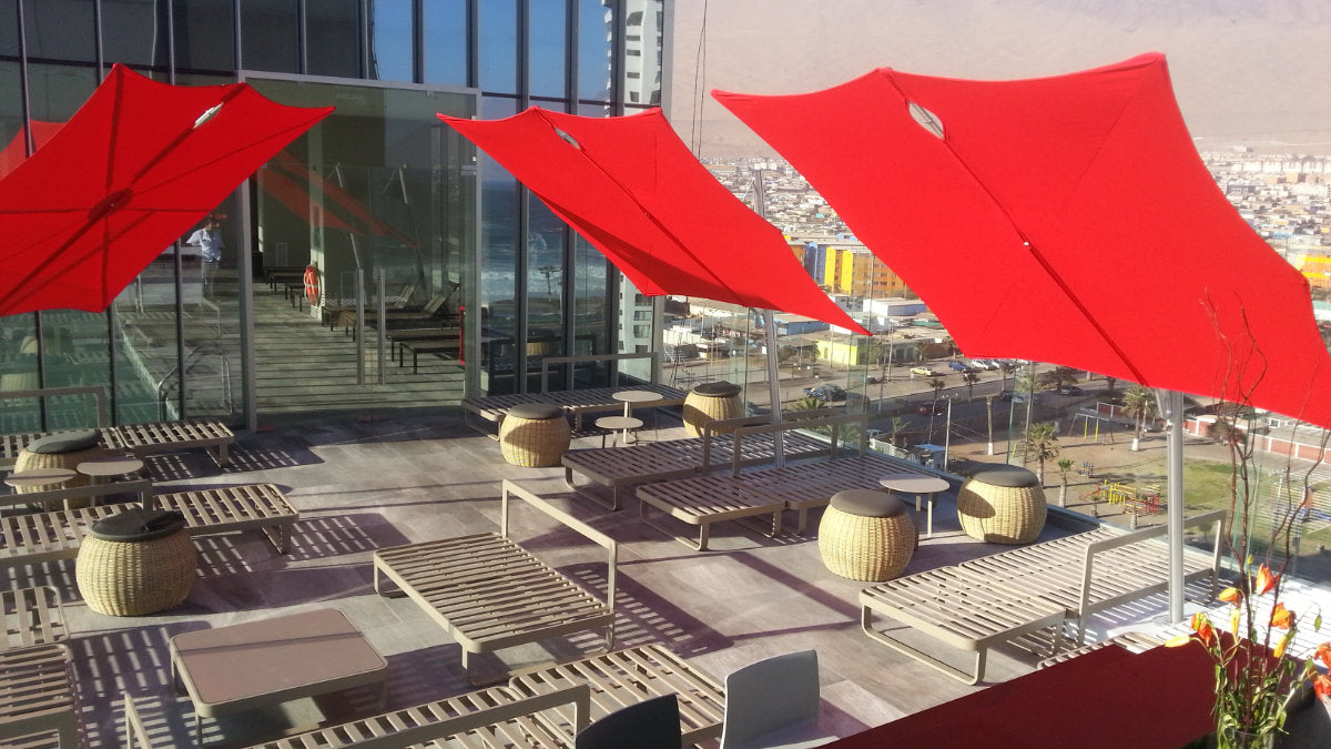UMBROSA SPECTRA CANTILEVER UMBRELLA