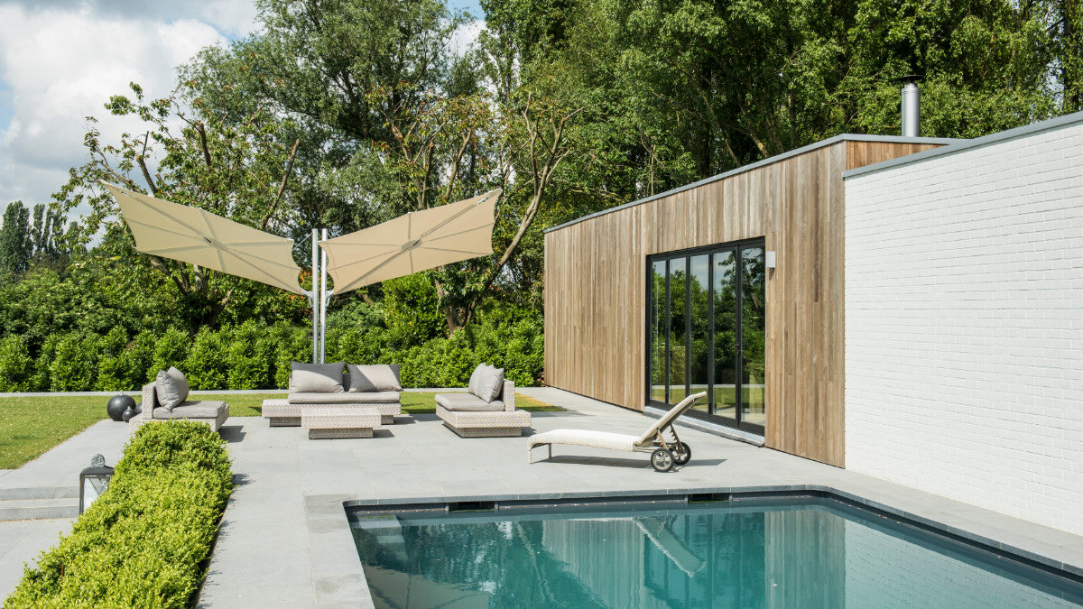 UMBROSA SPECTRA CANTILEVER UMBRELLA