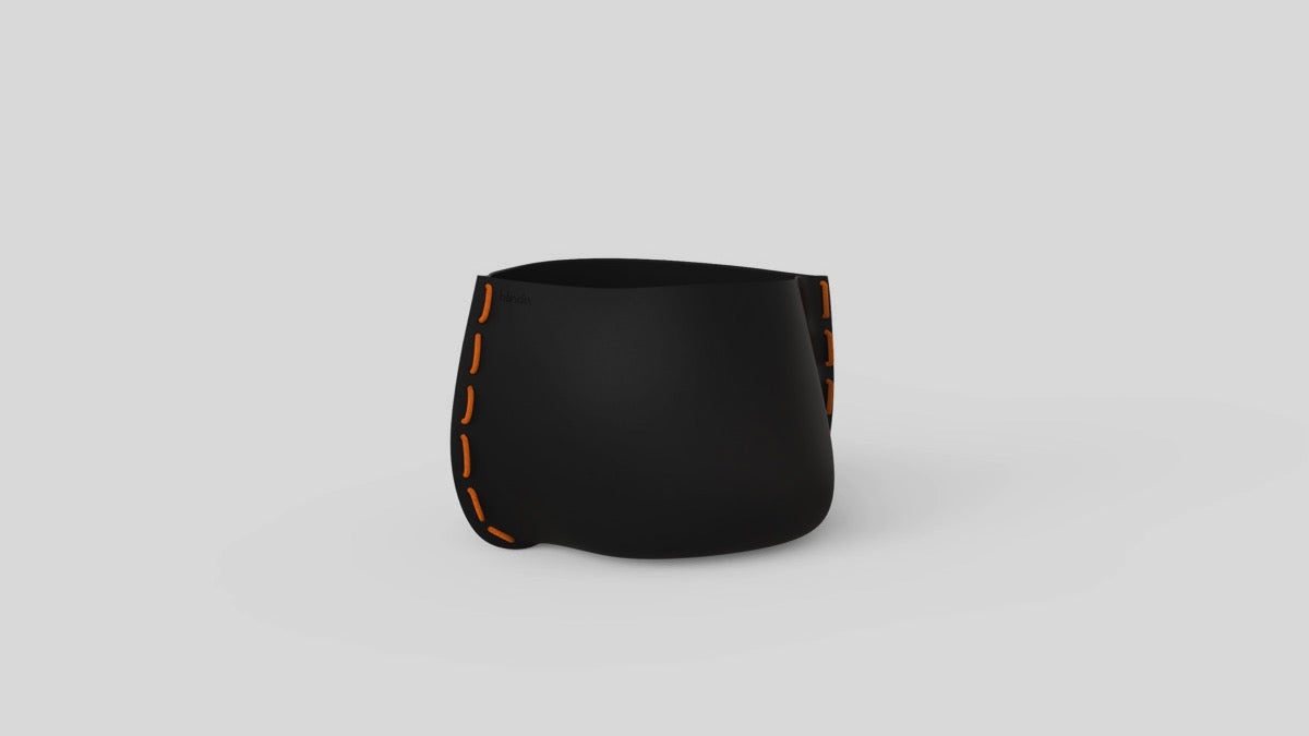 Stitch 25 Plant Pot Graphite Orange