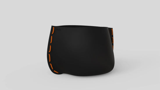 Stitch 75 Plant Pot Graphite Orange