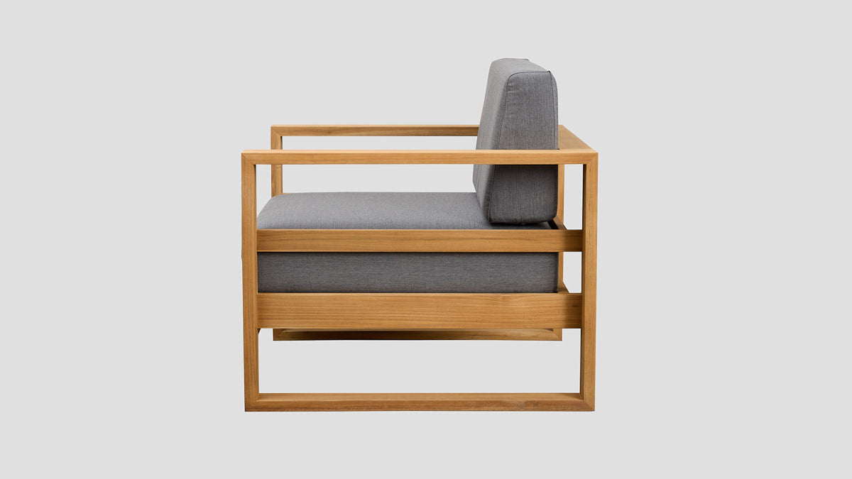 TASMAN TEAK SINGLE SOFA