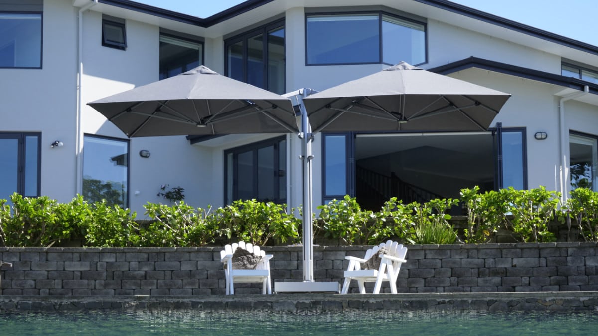 Unity Multi Cantilever Umbrella Duo Grey