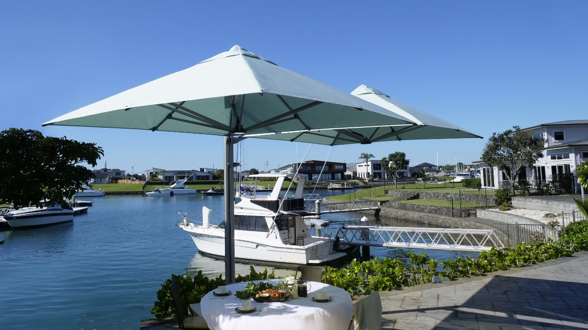 Unity Multi Cantilever Umbrella Duo Turquoise