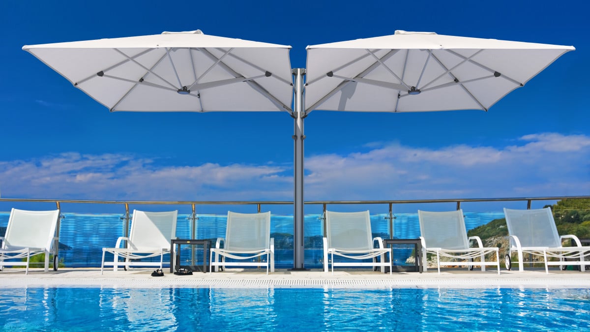 Unity Multi Cantilever Umbrella Duo White