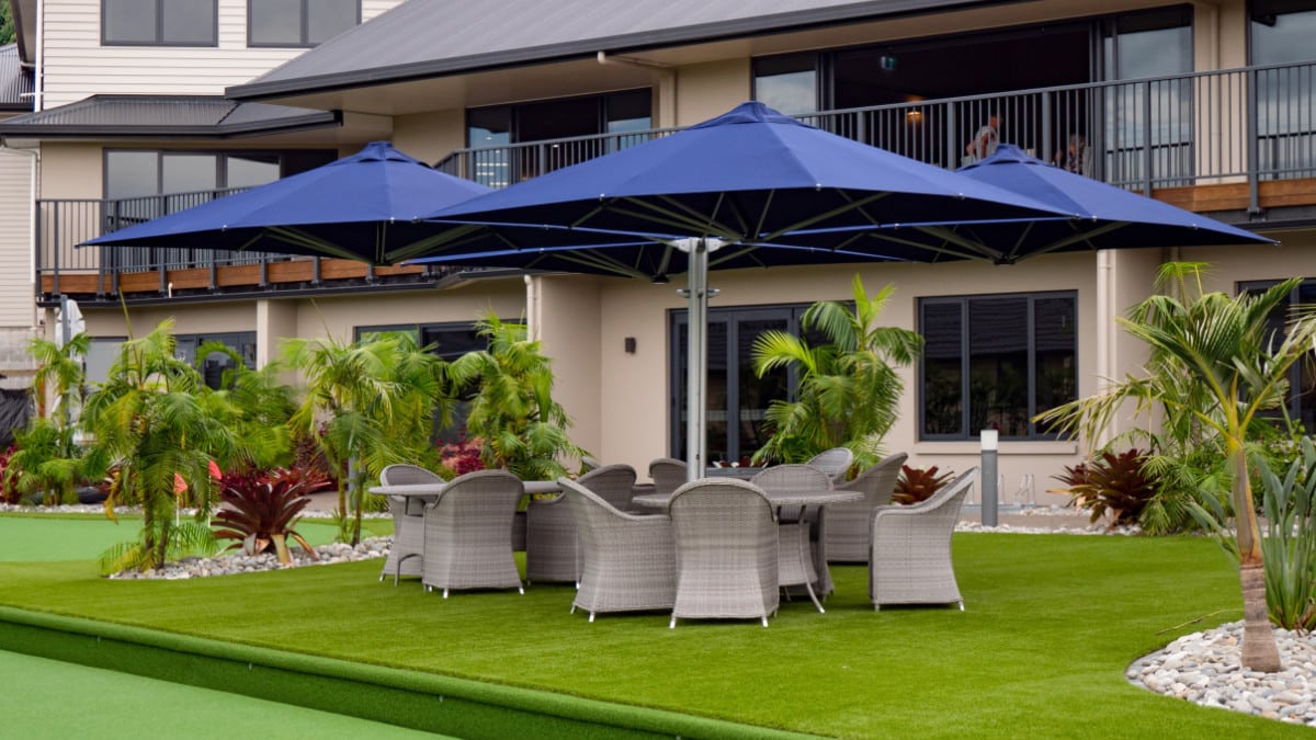 Unity Multi Cantilever Umbrella Quattro Blue