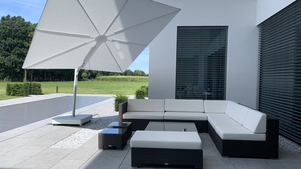 UMBROSA VERSA UX CANTILEVER UMBRELLA
