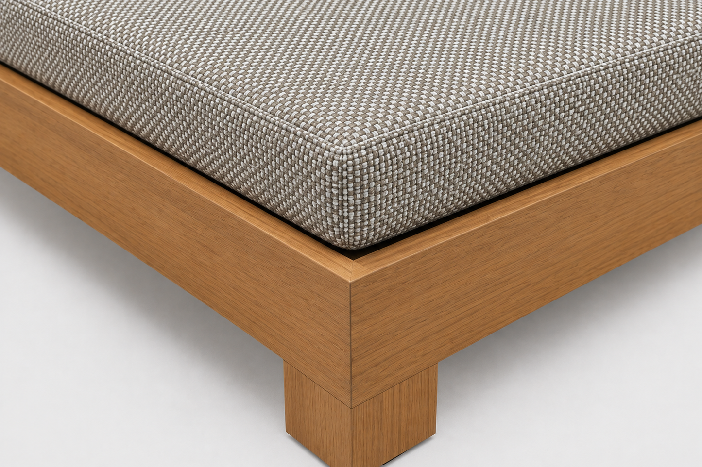 WAIPOUA TEAK LOUNGER