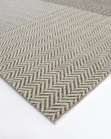 Collingwood Outdoor Rug Oatmeal corner detail