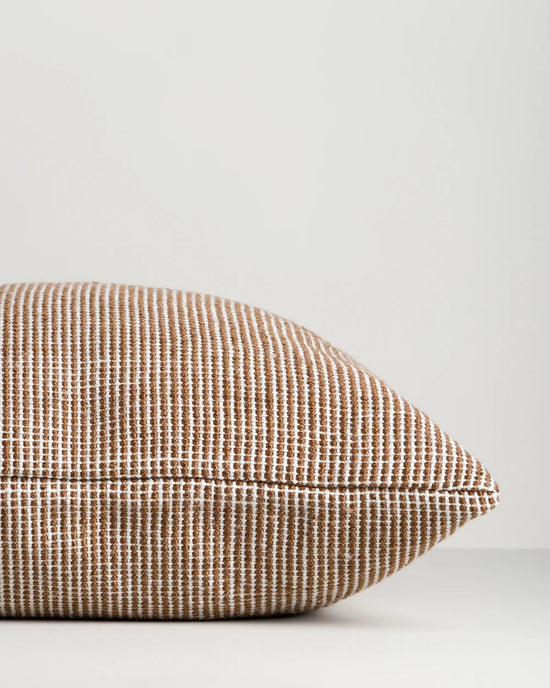 Dune Outdoor Throw Cushion in Tobacco – edge detail