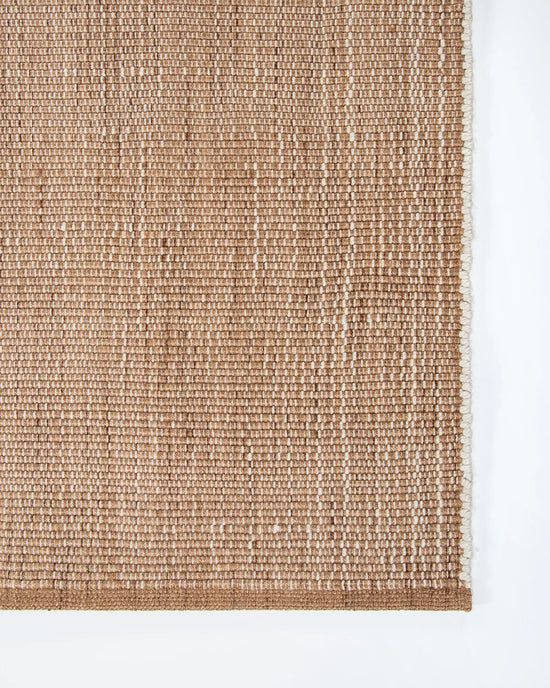 Lonsdale Outdoor Floor Rug Cumin woven pattern detail