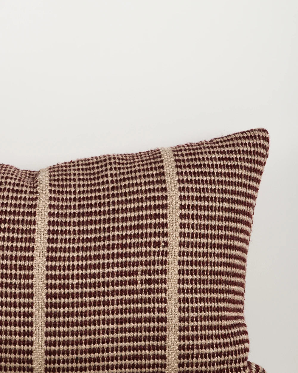 Shore Claret Outdoor Throw Cushion — woven pattern detail, 400 × 600 mm