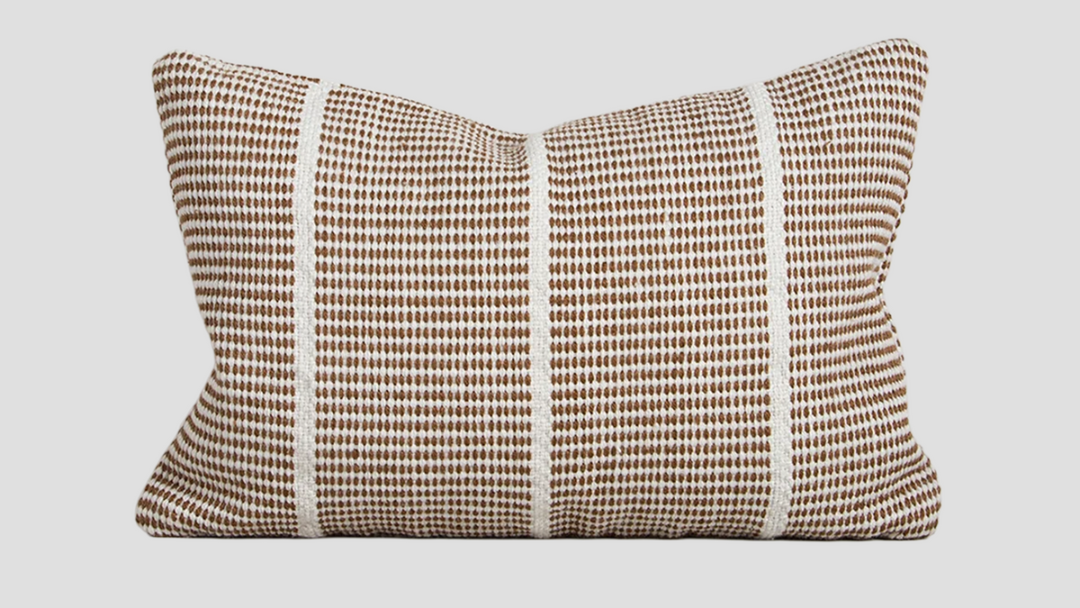 Shore Tobacco Outdoor Throw Cushion — full cushion, 400 × 600 mm