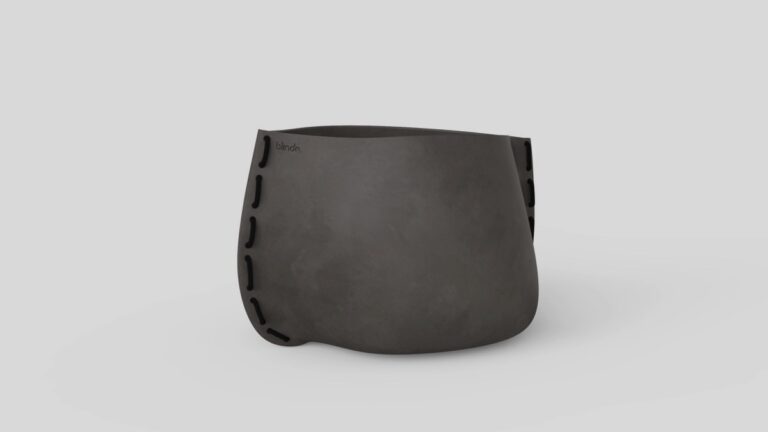 Stitch 50 Plant Pot Natural Black